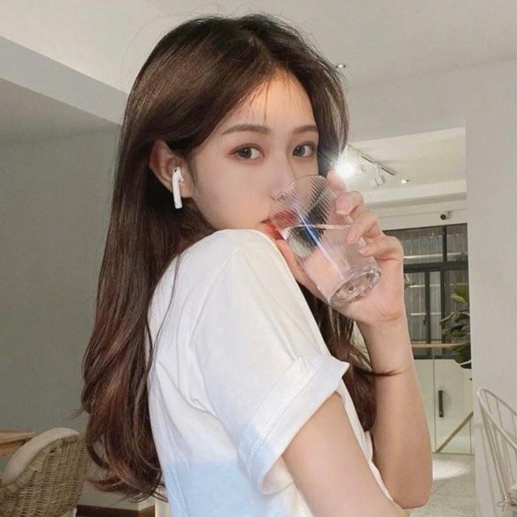 濑田宗次郎（身份：十刃最强、“天剑”、微笑的修罗） - 演唱会回放高清在线观看 - 手机看电影
